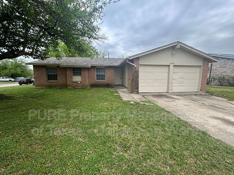 1st image of 1404 Mesa Dr