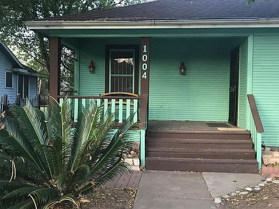 Mint Green Eastside Charmer.