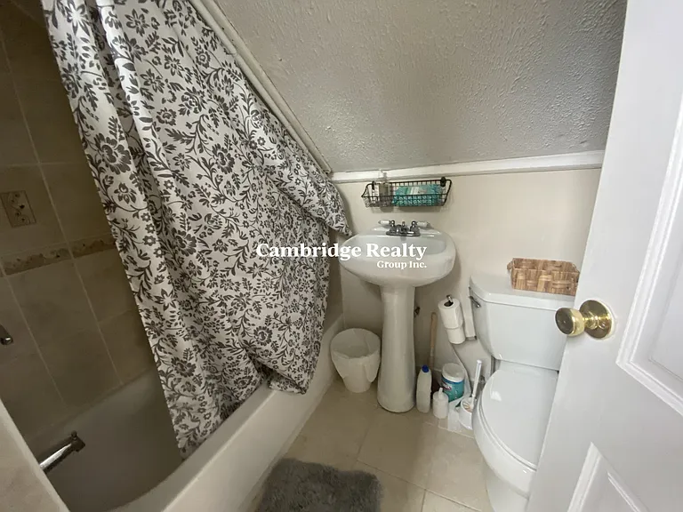 4 Gore Street Pl #T — Photo 9