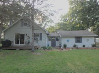 71168 State Line Rd, Edwardsburg, MI 49112