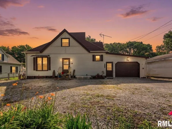 404 N Ewing St, Tallula, IL 62688