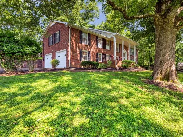 1204 Madison Creek Rd, Goodlettsville, TN 37072