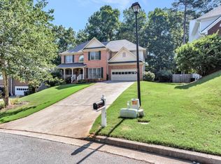 190 Richlake Dr, Suwanee, GA 30024