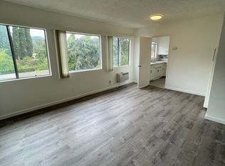3400 Huxley St, Los Angeles, CA 90027