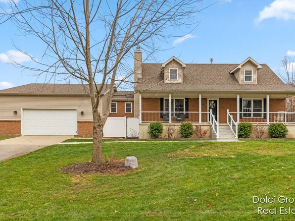 5475 Carls Ridge Dr, Charlotte, MI 48813