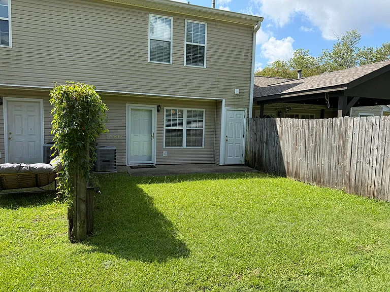 640 Date Palm Cir — Photo 22