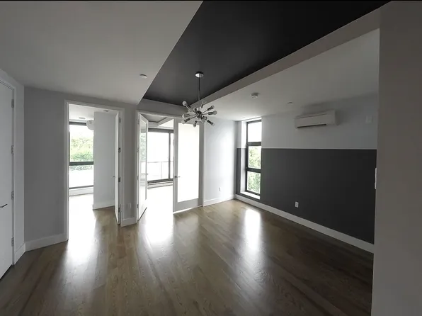 44 Stanhope Street image 1 of 12