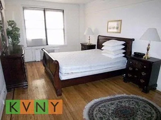 Rented by KVNY Soho | media 3