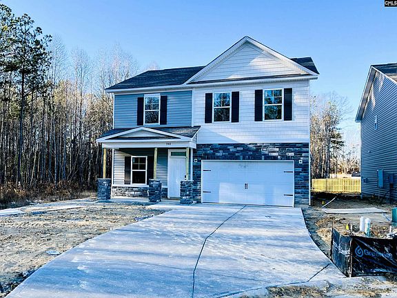 2nd image of 948 Glenwillow Ln