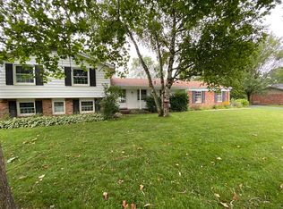 28644 Westerleigh Rd, Farmington Hills, MI 48334