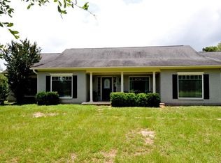 112 Camilla Cir, Bellville, TX 77418