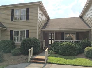1240 Haymount Ct, Fayetteville, NC 28305