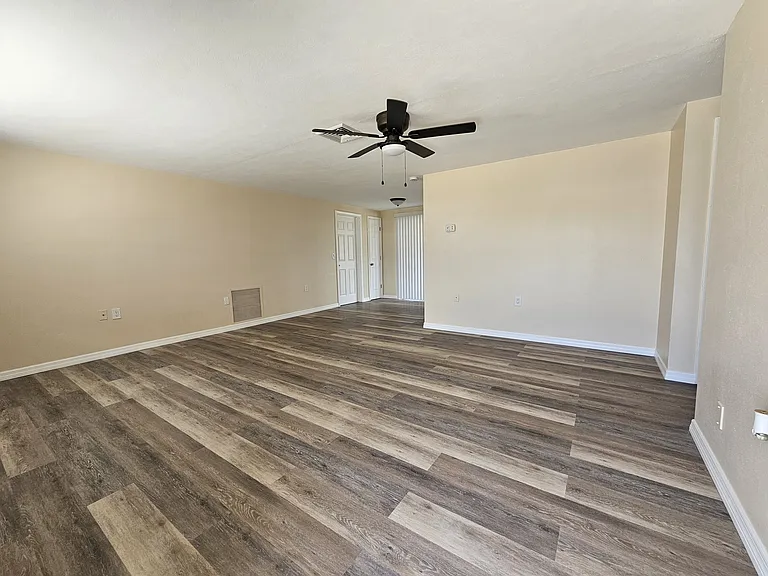 3330 Cantrell St — Photo 3
