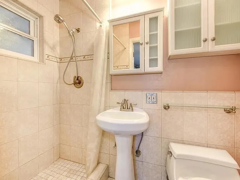682 Adagio Way — Photo 9