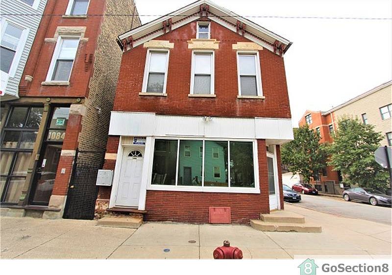 1st image of 1086 N Marshfield Ave #2
