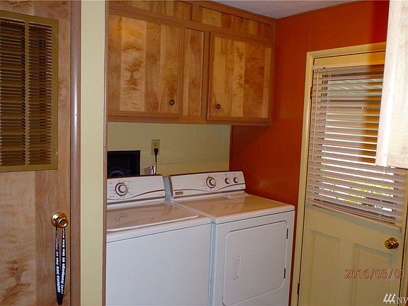 5th image of 3611 I St NE Unit 154