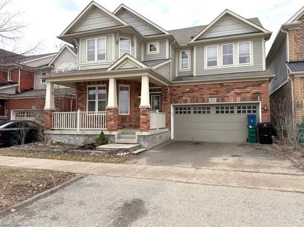 271 Baldwin Dr, Cambridge, ON N3C 0B8
