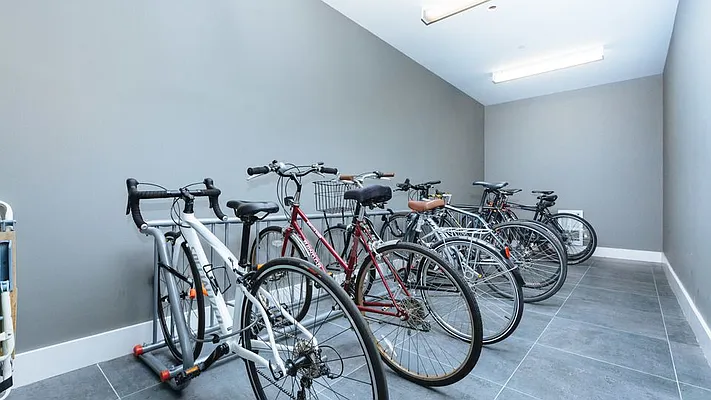 Rented by Nooklyn NYC LLC | media 30