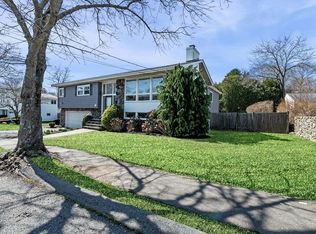 12 McKinley Rd, Marblehead, MA 01945