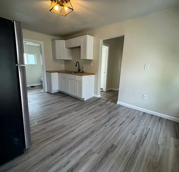 64 New Bridge St #2 — Photo 1