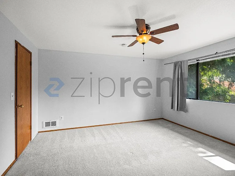 4996 NW Francis Dr — Photo 9