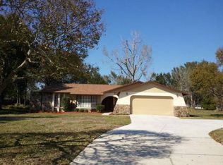 8151 River Country Dr, Weeki Wachee, FL 34607
