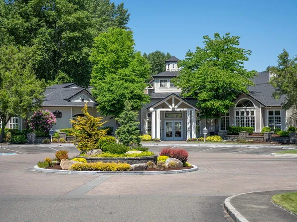 Canyon Park Apartments