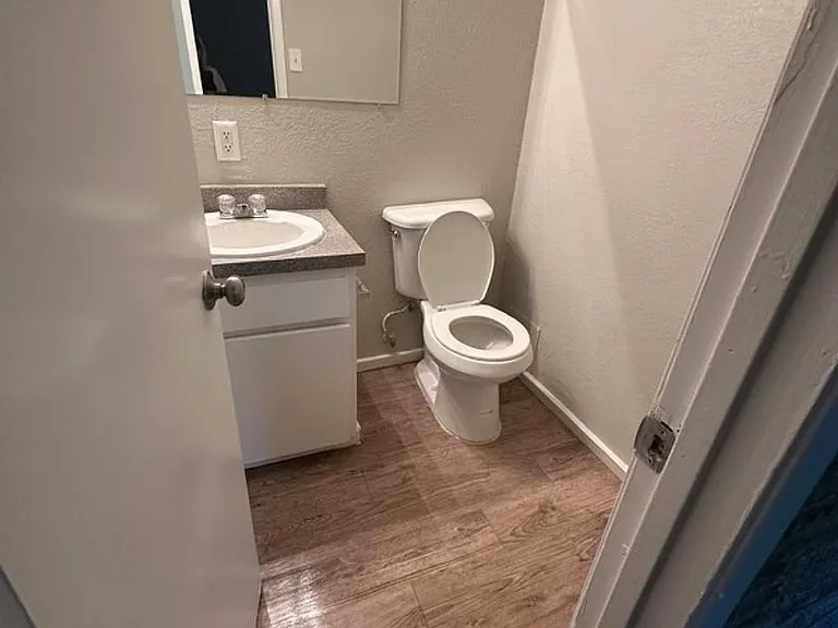 6840 Margaret Dr — Photo 18