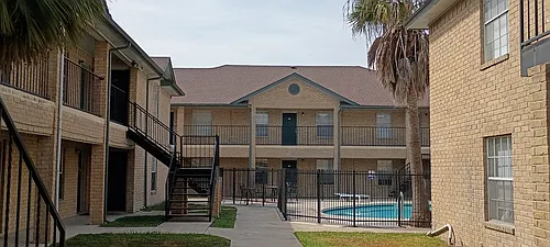 Dove Cove Apartments Photo 1