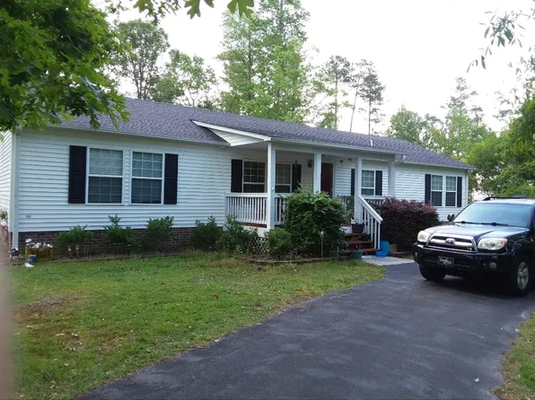332 Knollwood Dr, Hampstead, NC 28443