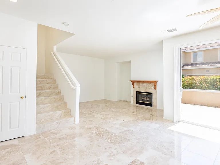 25403 Great Lake Ct — Photo 8