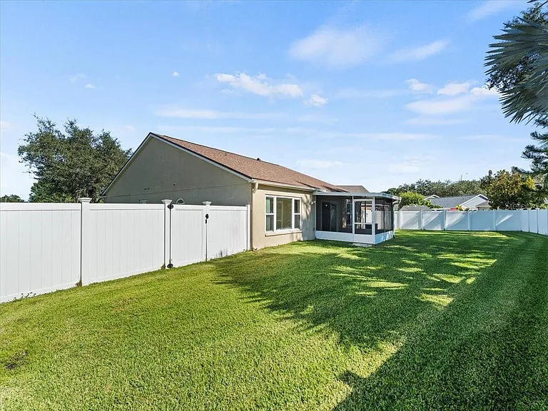 18104 Lafayette Pl — Photo 9