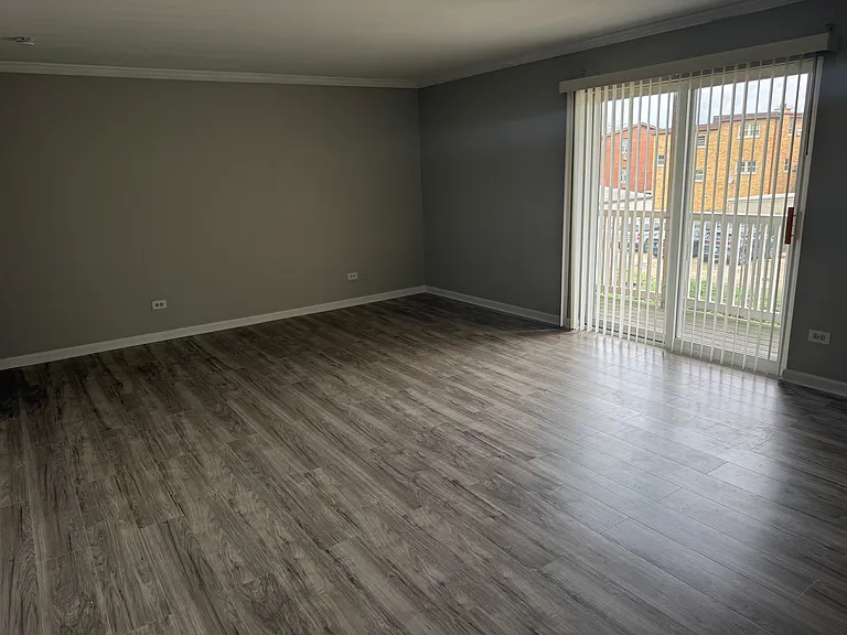 910 Beau Dr #202 — Photo 5
