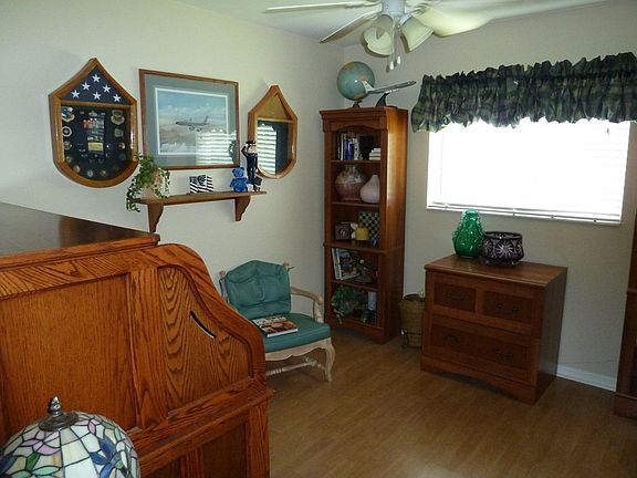 4th image of 11800 Woodshire Cir