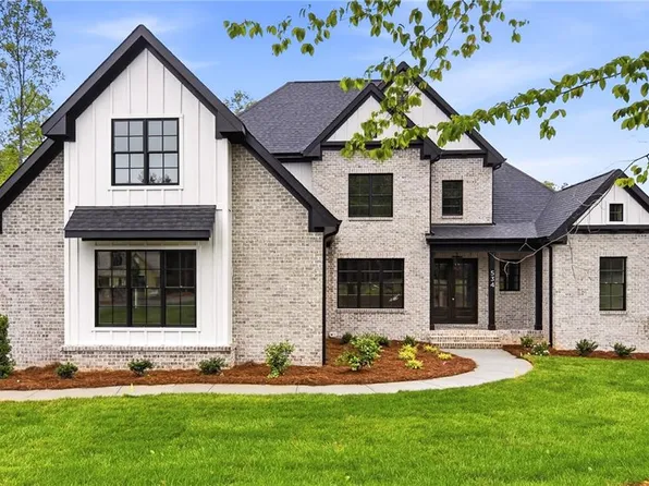 534 Doub Rd, Lewisville, NC 27023