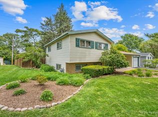 23W328 Great Western Ave, Glen Ellyn, IL 60137