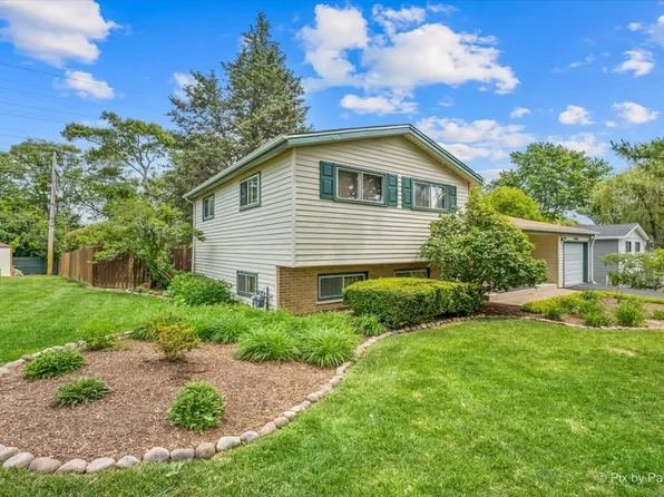 23W328 Great Western Ave, Glen Ellyn, IL 60137