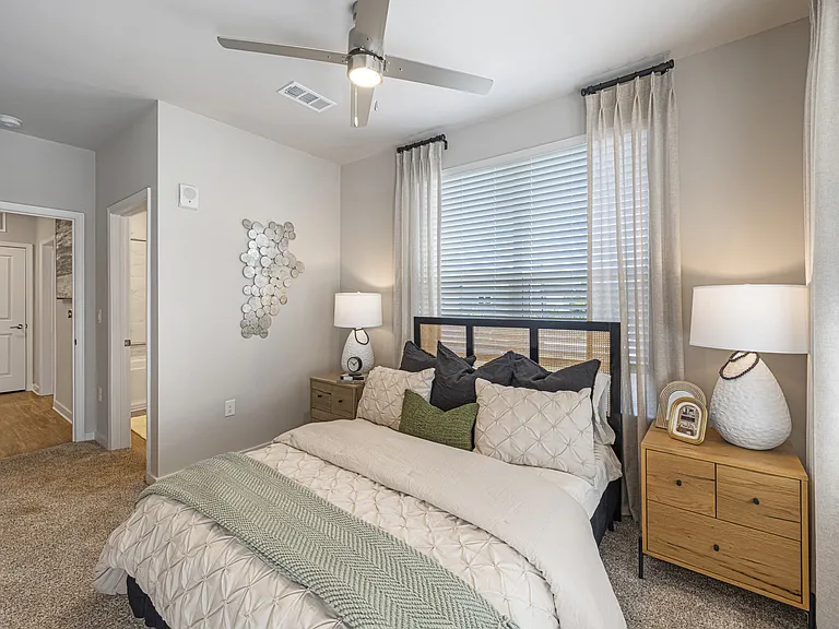 Springside Powder Springs Apartments & Townhomes — Photo 15