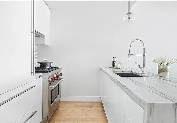 2nd image of 427 E 90th St #7A