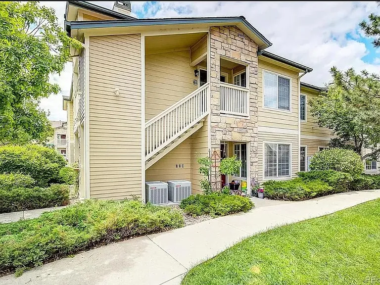 9984 E Carolina Cir #2 — Photo 1