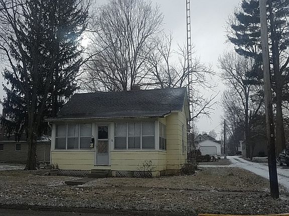 2nd image of 504 N Wayne St