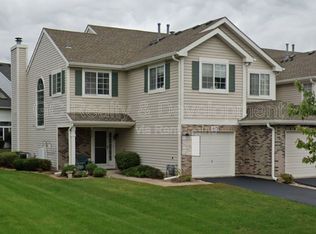 1072 Ripple Rdg, Darien, IL 60561