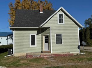 106 E Church St, Laurel, IA 50141