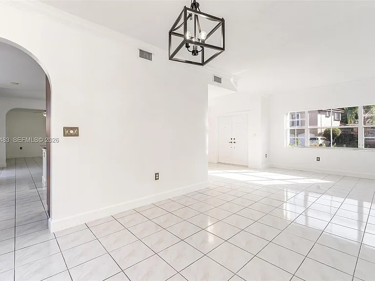 4671 SW 154th Pl — Photo 7