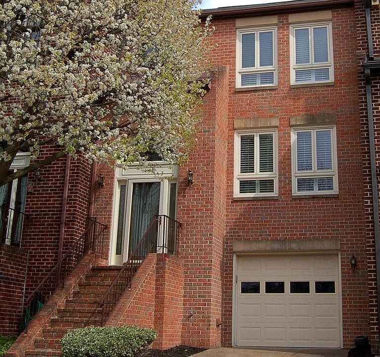 1st image of 10192 Turnberry Pl