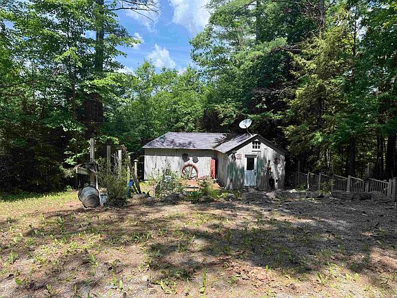 2nd image of 484 Cooledge Road