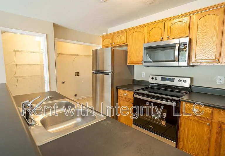 2774 Hartsfield Rd — Photo 6