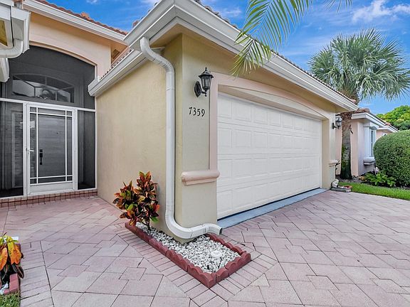 2nd image of 7359 Lugano Drive
