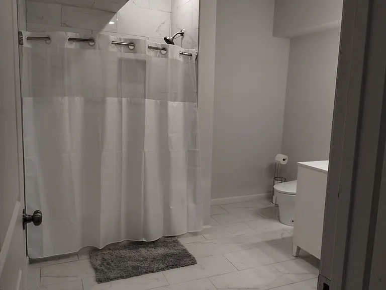 Rosewood Pl — Photo 2