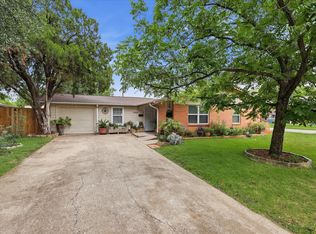 2800 Brockbank Dr, Irving, TX 75062
